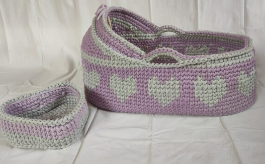 Couffin et sa corbeille a langer bois de rose